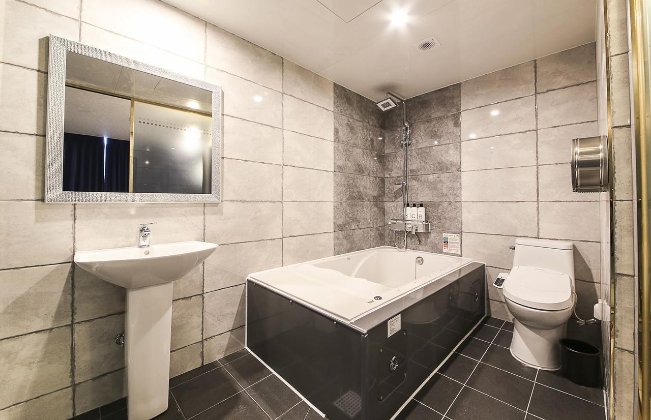 Carino Hotel Busan Extérieur photo